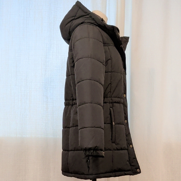 Black Hooded Puffer Coat From The Boeing Store - Picture 8 of 13